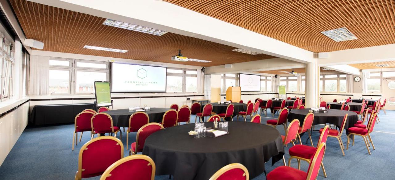 Отель Yarnfield Park Training And Conference Centre Стоун Экстерьер фото